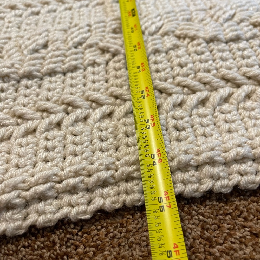 Crochet throw blanket - Picture 7 of 7